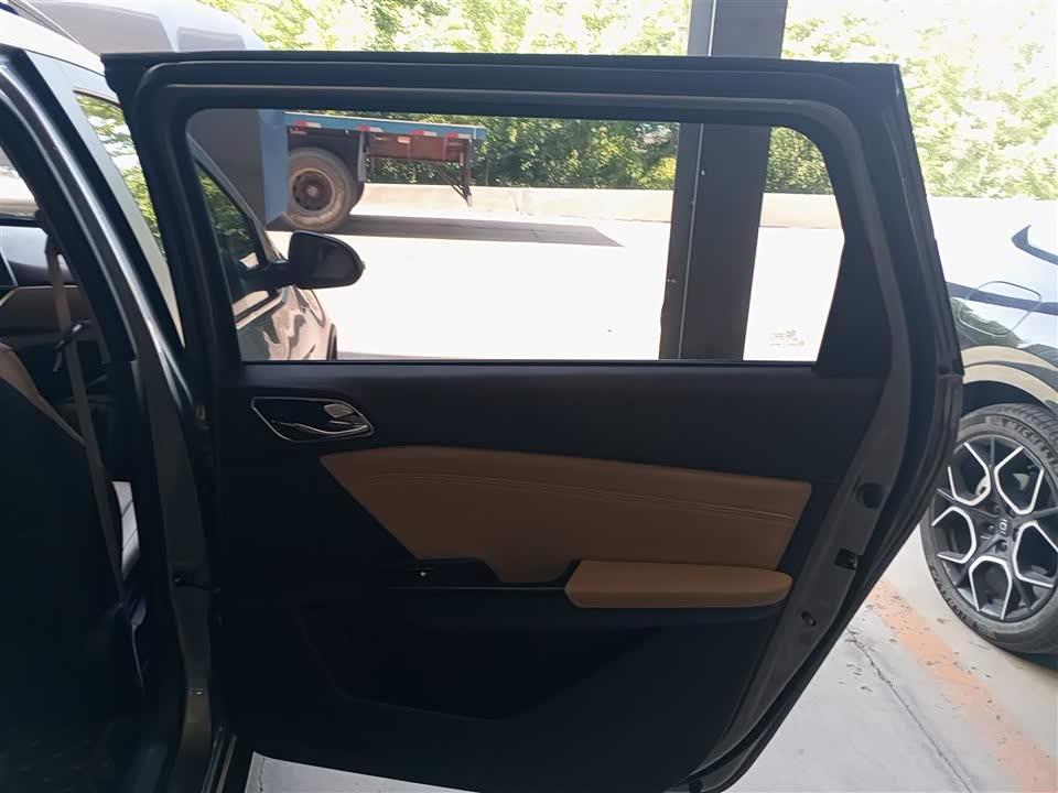 Baoding 310W
