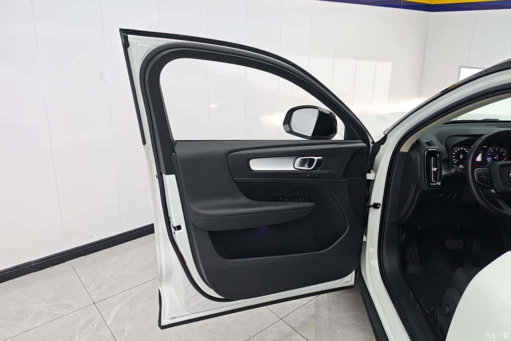 Volvo XC40, 2021 7
