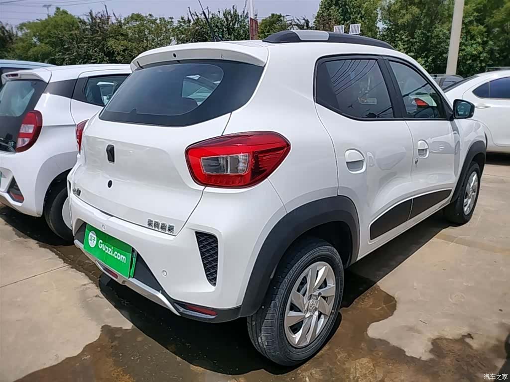 Nissan e30, 2022 7
