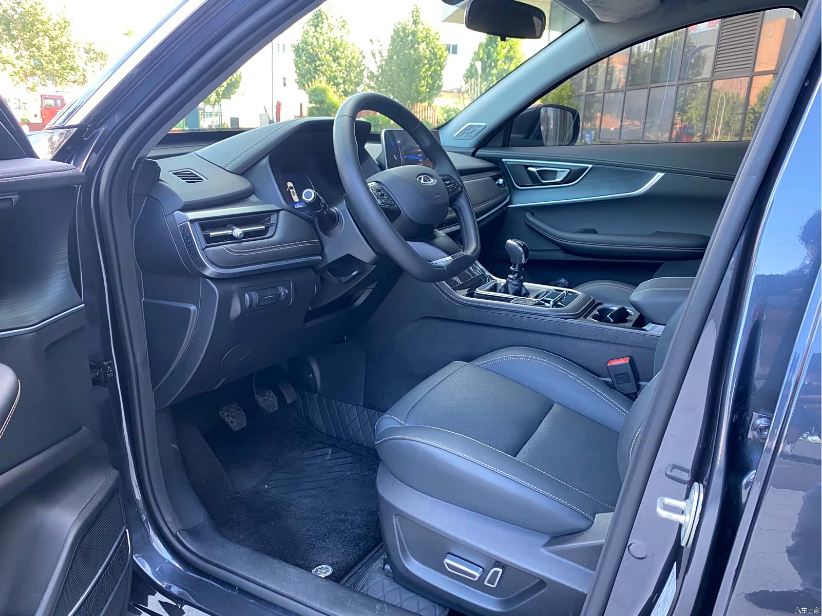 Chery Tiggo 8, 2024 4