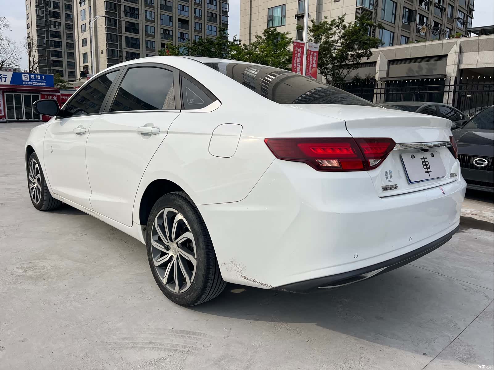 Geely Emgrand, 2021 7