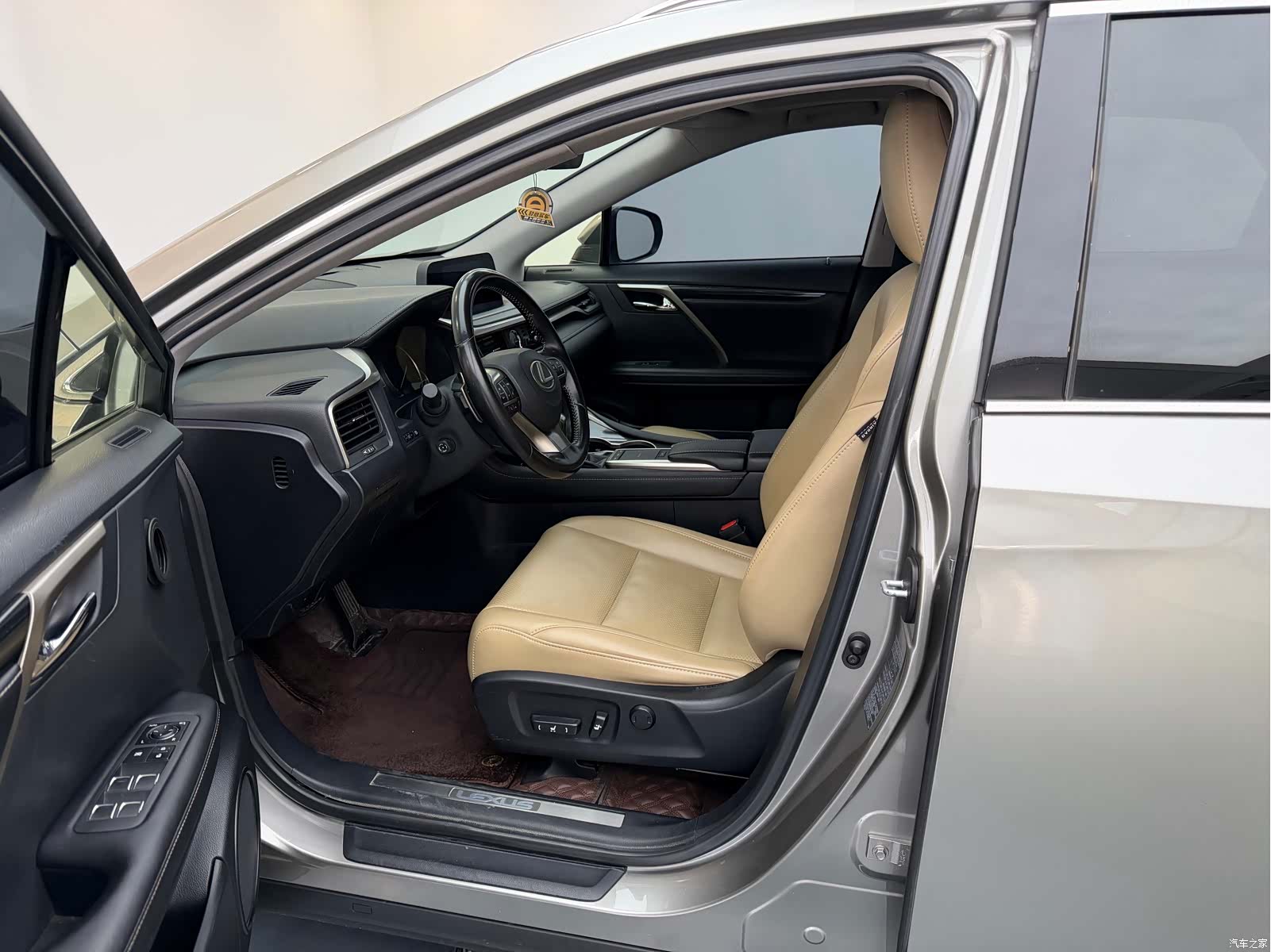 Lexus RX, 2020 10