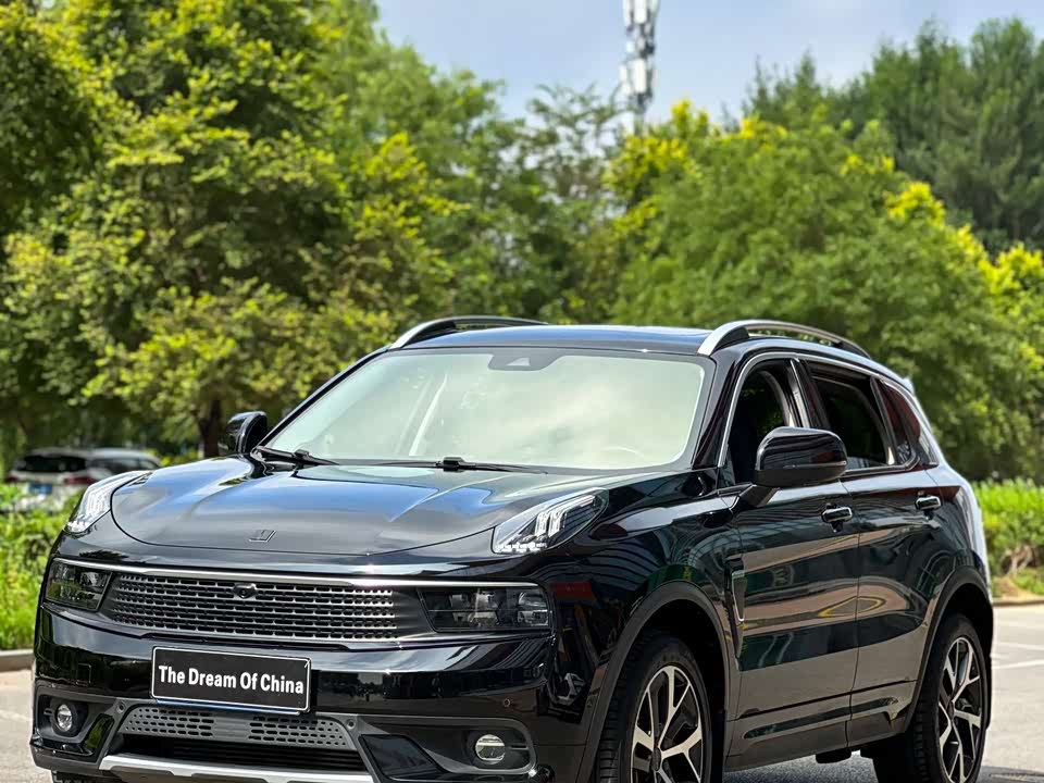 Lynk & Co 01