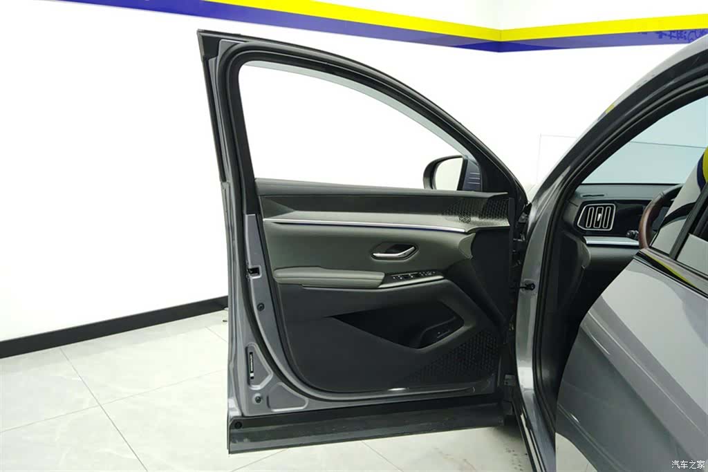 BYD Song, 2025 7