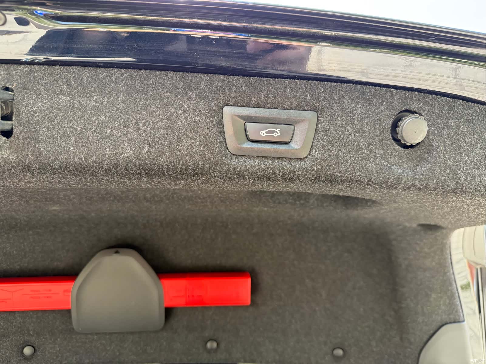 BMW 5 Series, 2019 31