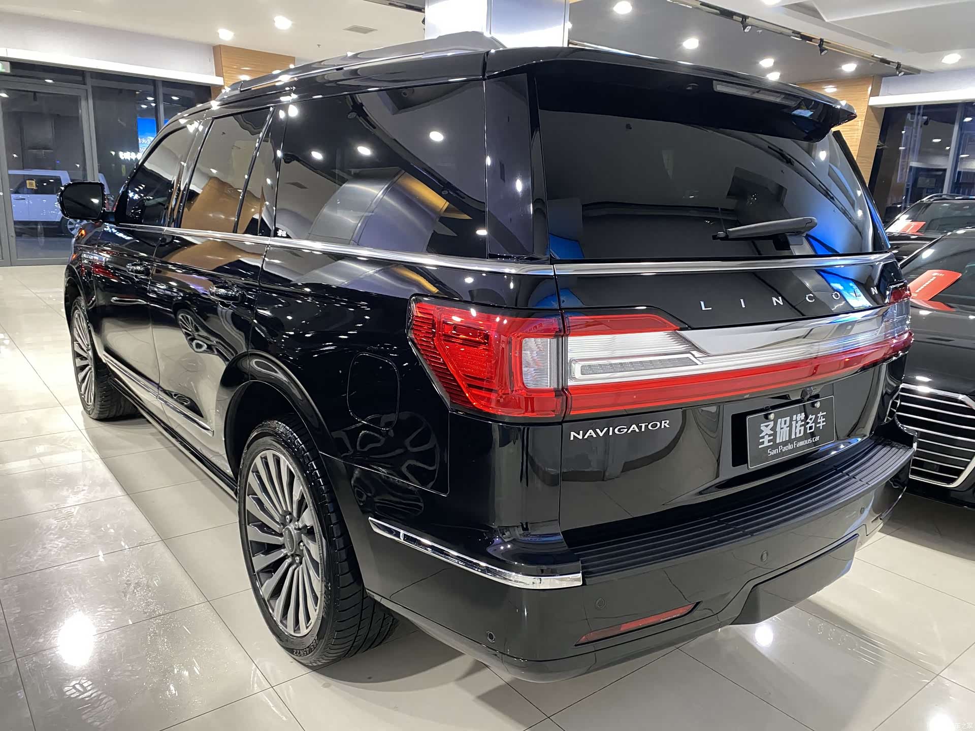 Lincoln Navigator, 2022 4