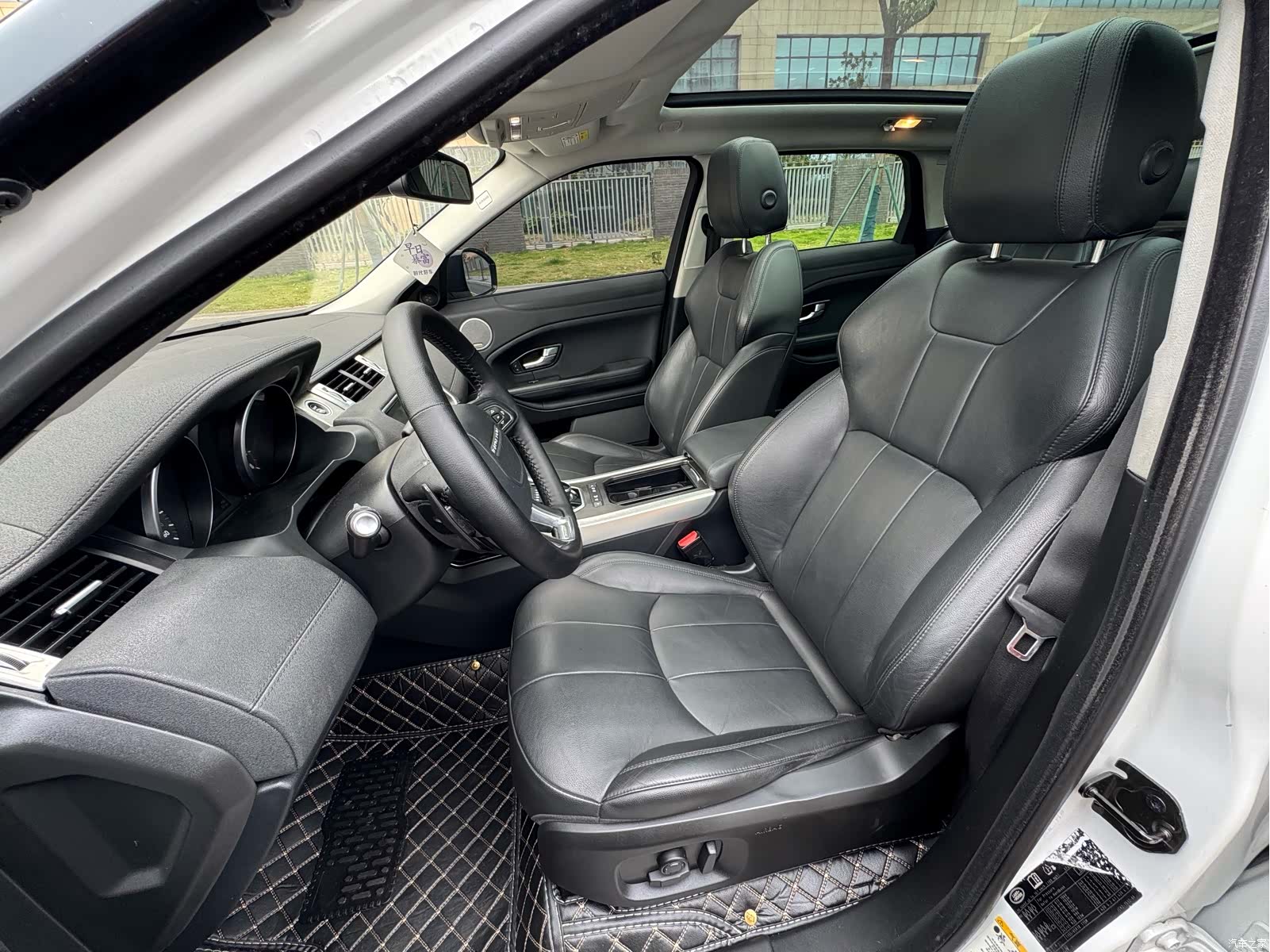 Land Rover Range Rover, 2018 все фото