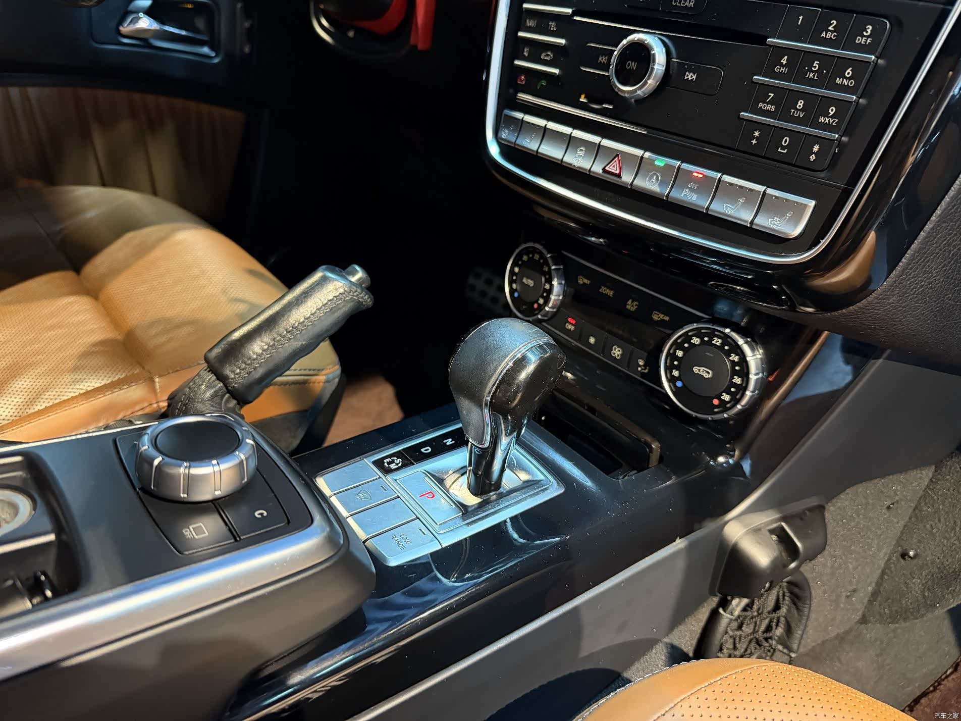 Mercedes-Benz G-Class, 2018 16