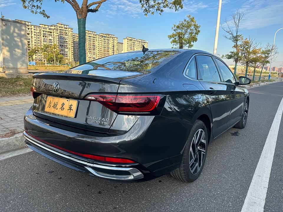 Volkswagen Sagitar