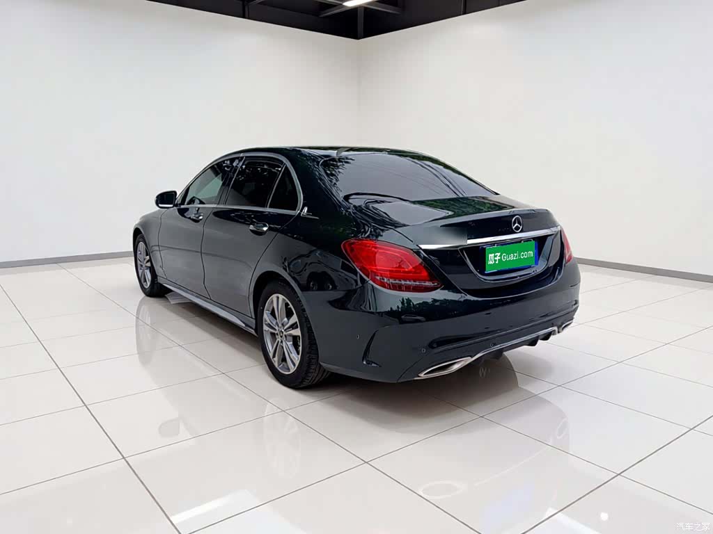 Mercedes-Benz C-Class, 2020 4