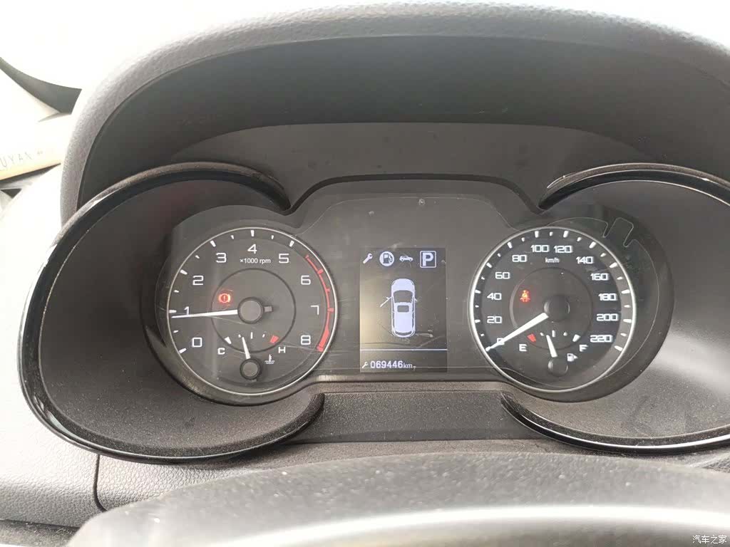 DongFeng AX5, 2017 12
