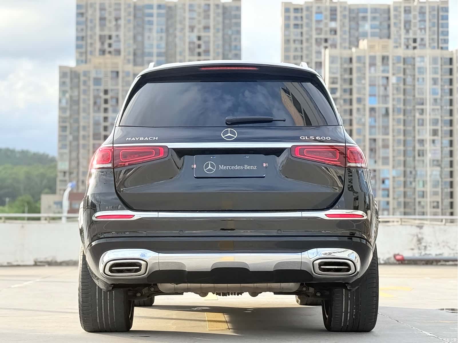Maybach GLS, 2023 12
