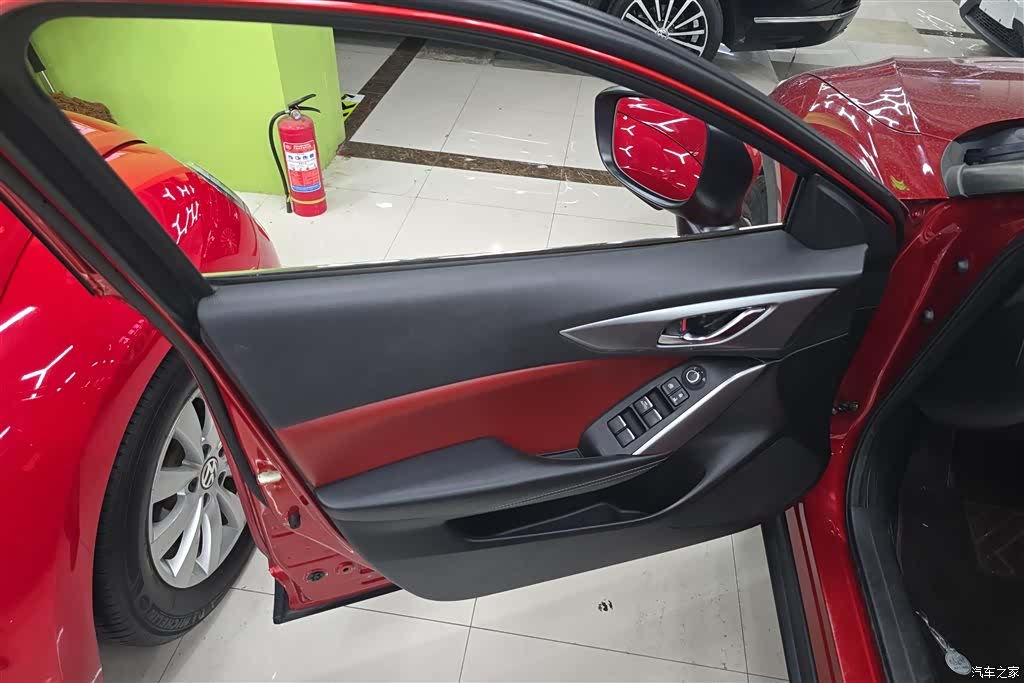 Mazda CX-4, 2019 7