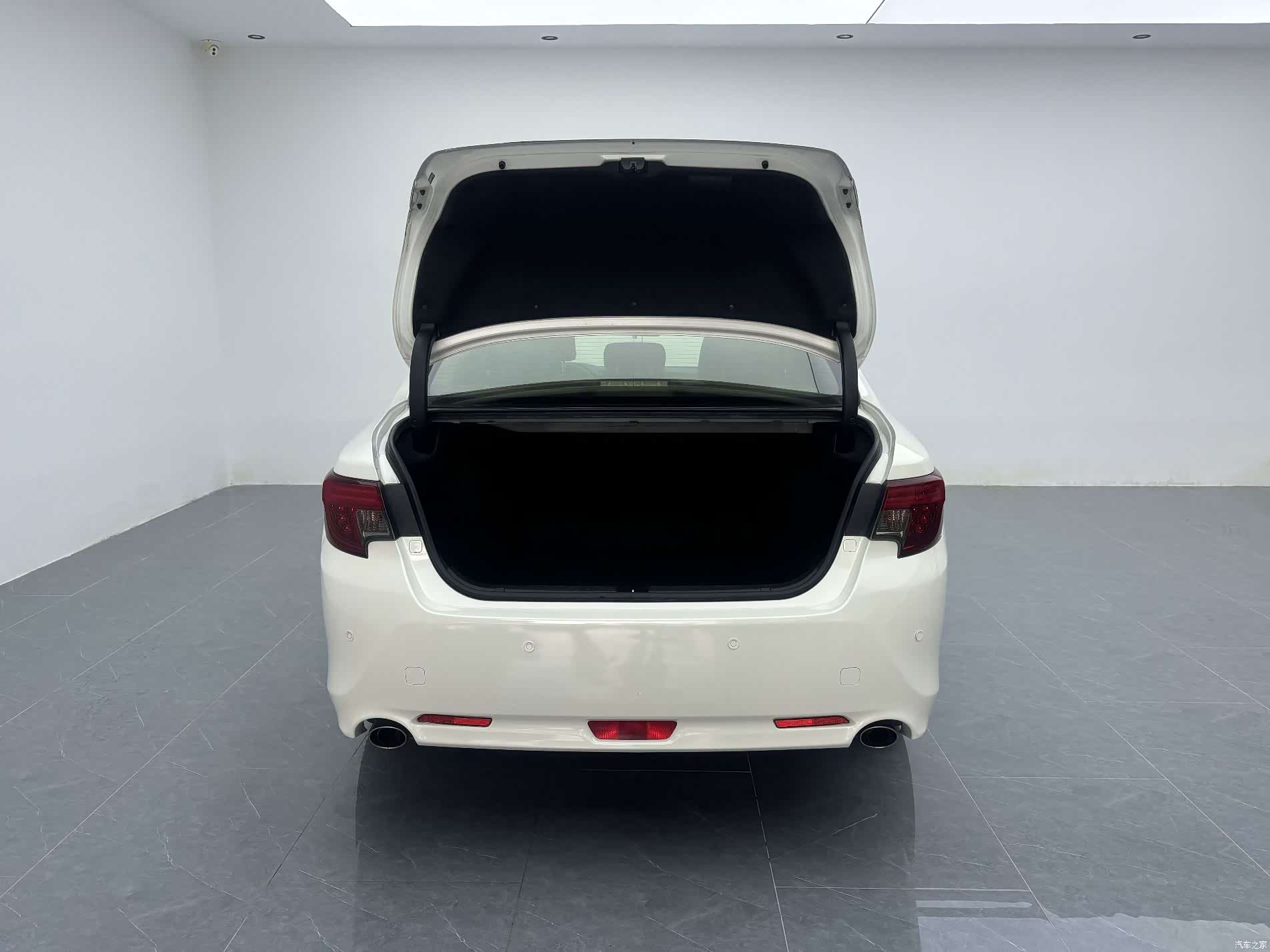 Toyota 2.5S, 2016 7