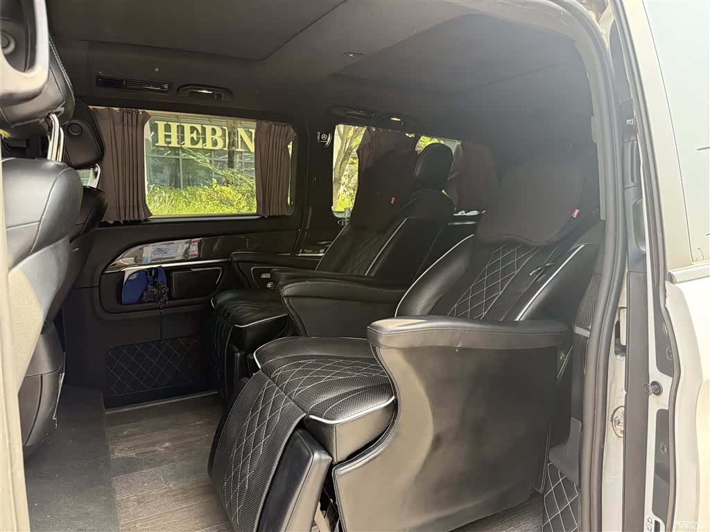 Mercedes-Benz V-Class, 2019 8