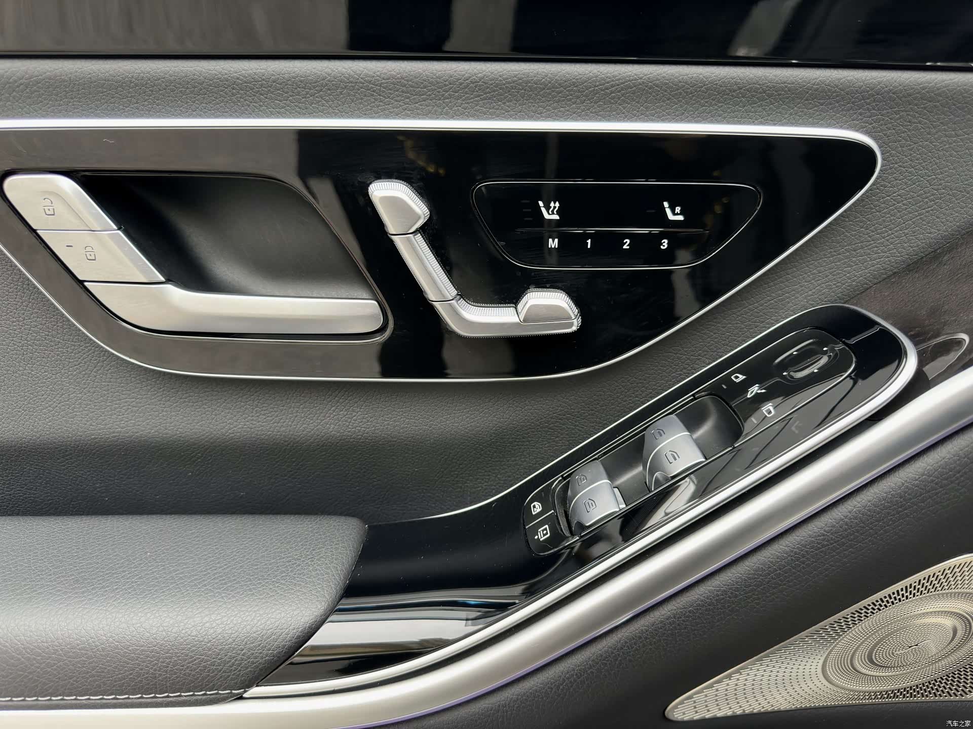 Mercedes-Benz S-Class, 2022 21