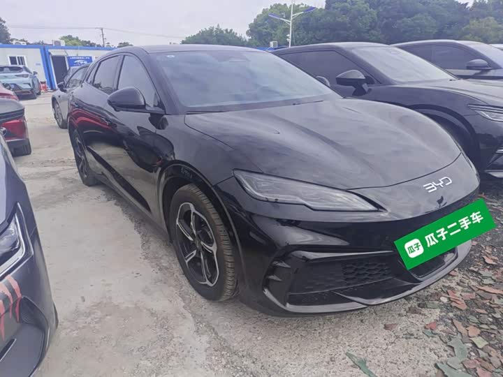 BYD Seal 06GT 2025 605 re lang ban