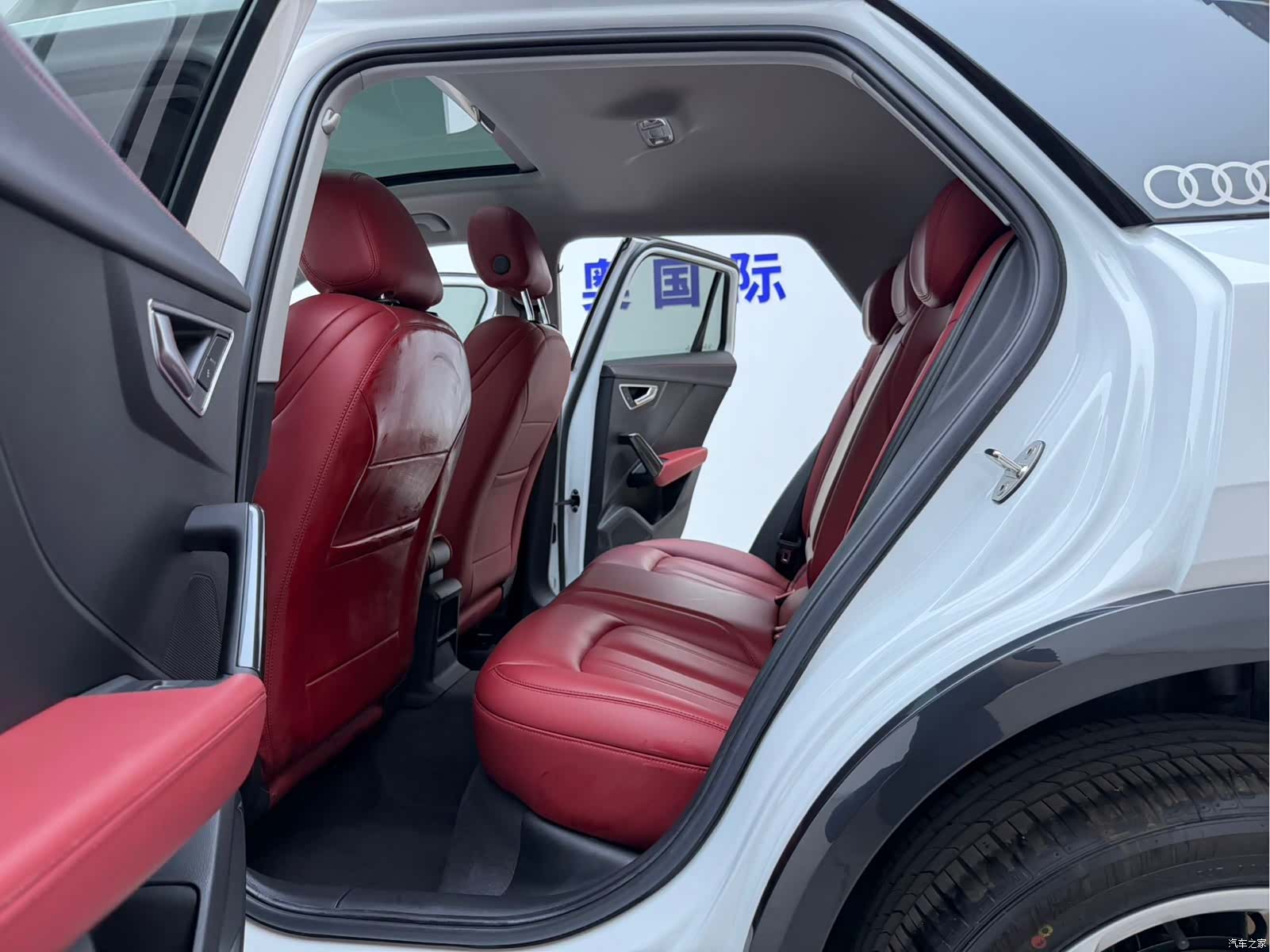 Audi Q2L, 2022 13