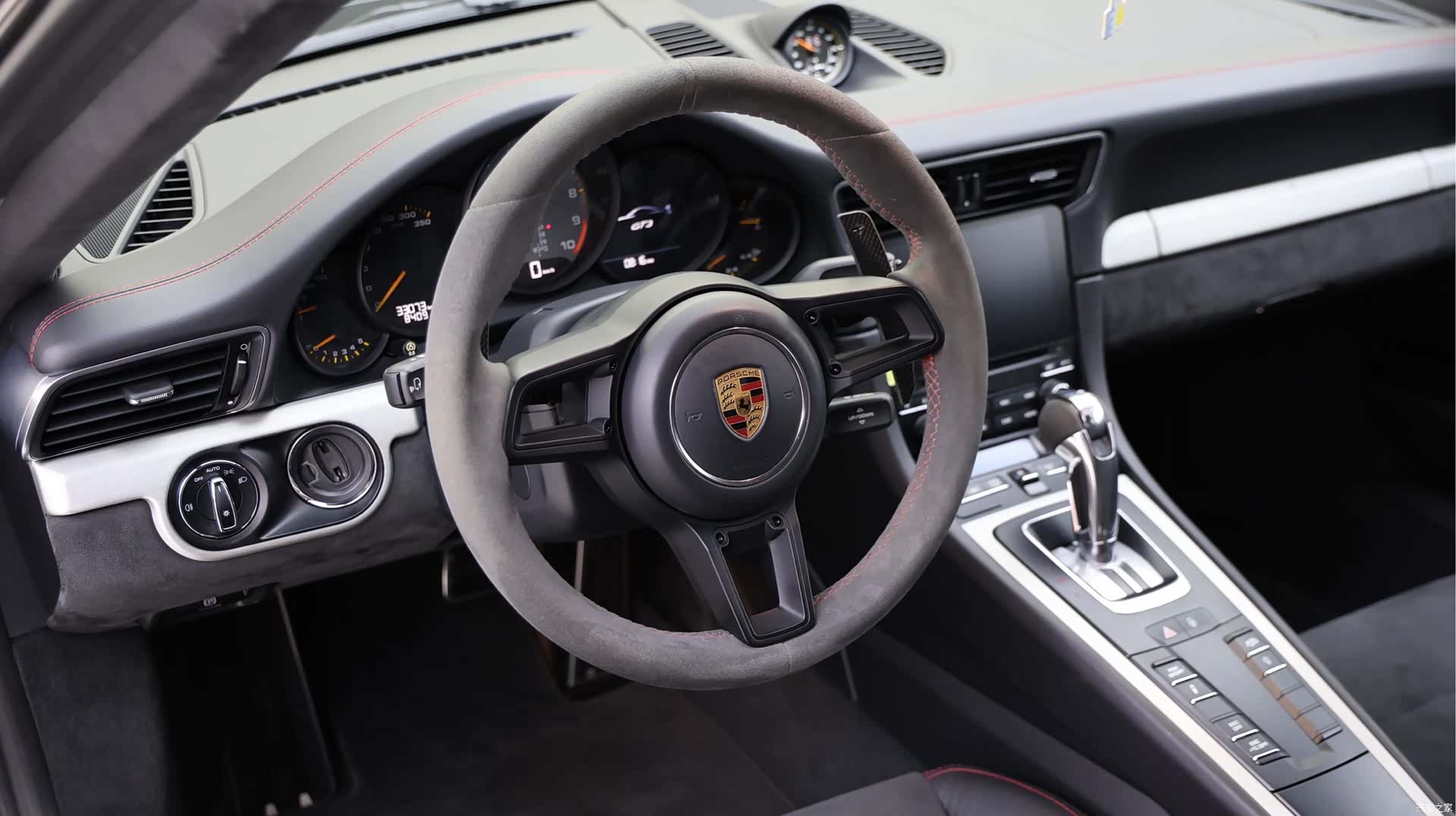 Porsche 911, 2019 9