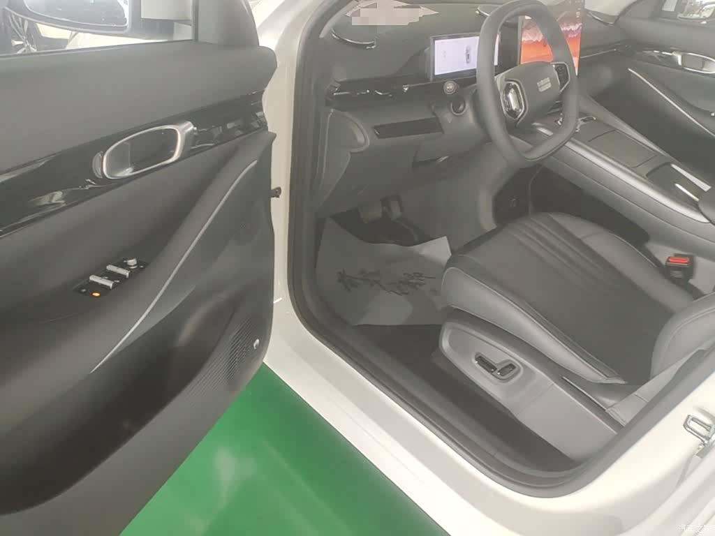 Geely Galaxy E5, 2026 16