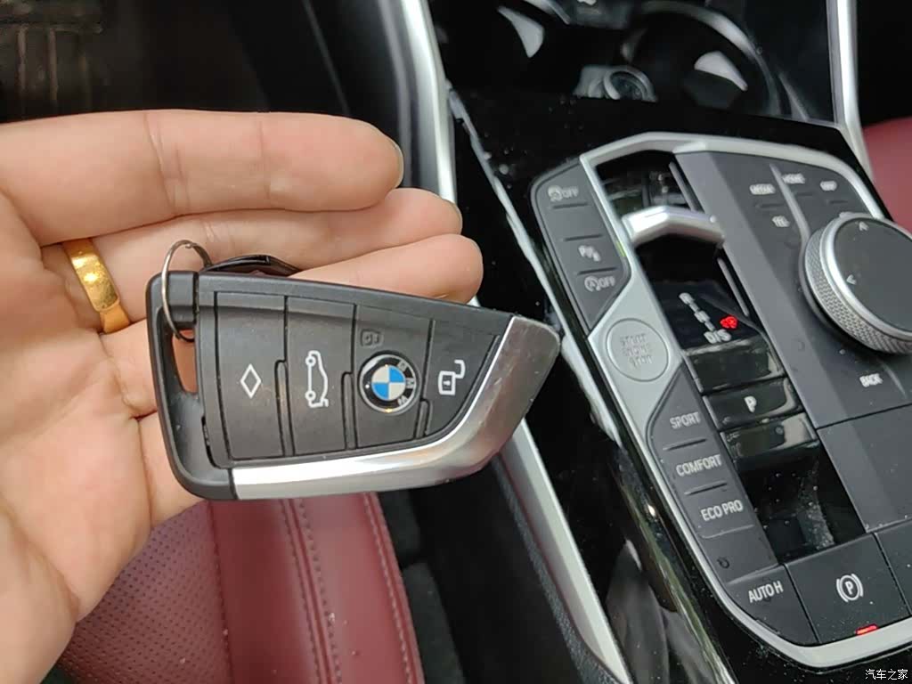 BMW 3 Series, 2024 17