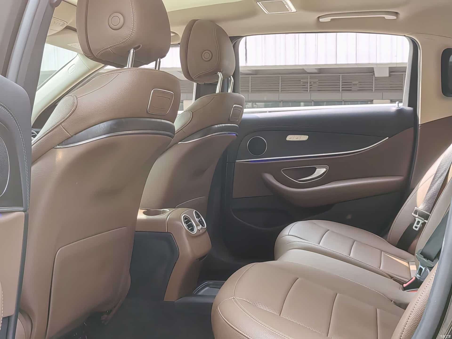 Mercedes-Benz E-Class, 2018 11