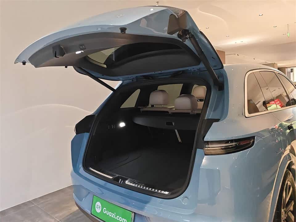 Li Auto Ideal L7