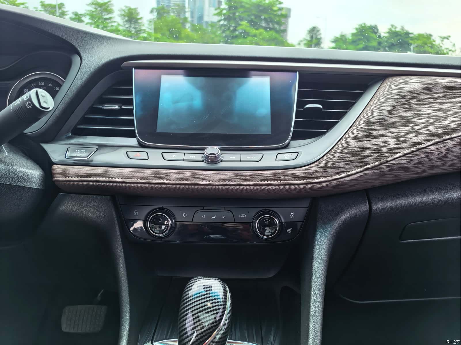 Buick GL6, 2019 13