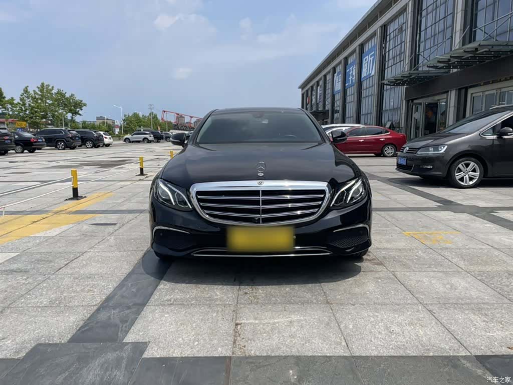 Mercedes-Benz E-Class, 2018 4