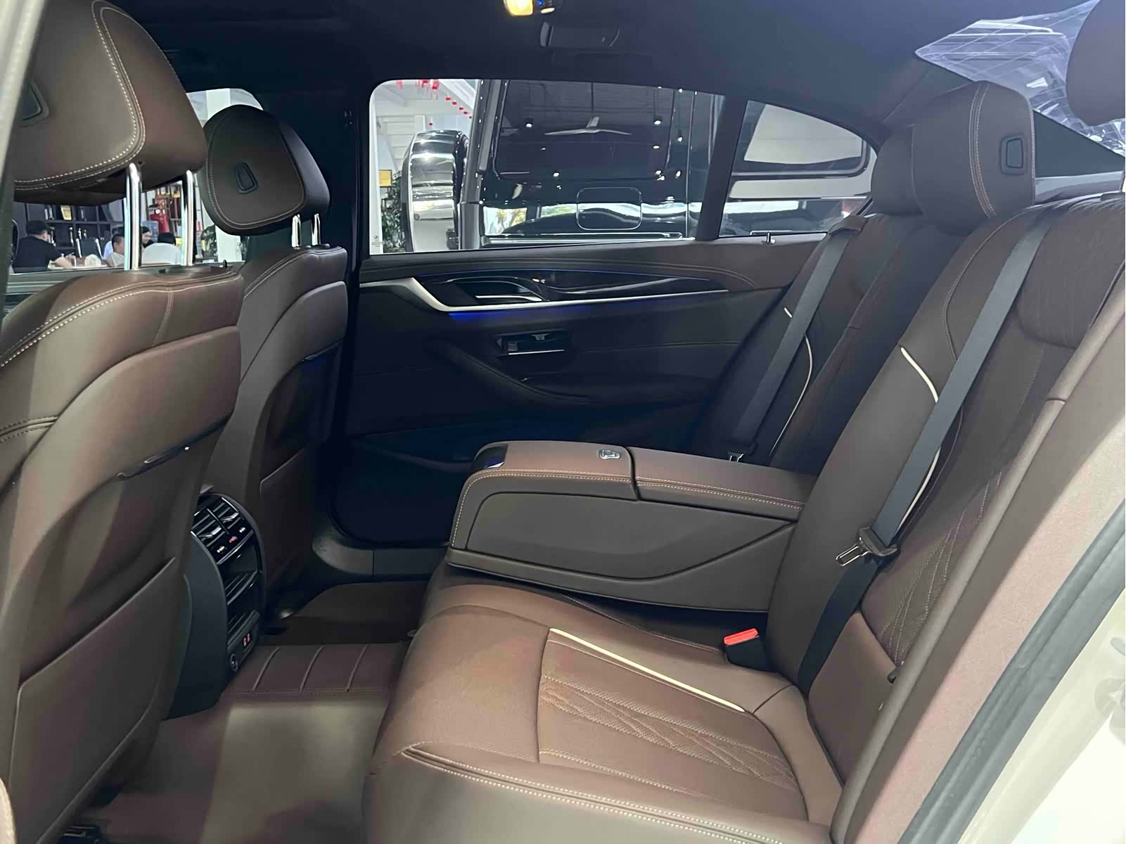 BMW 5 Series, 2022 11