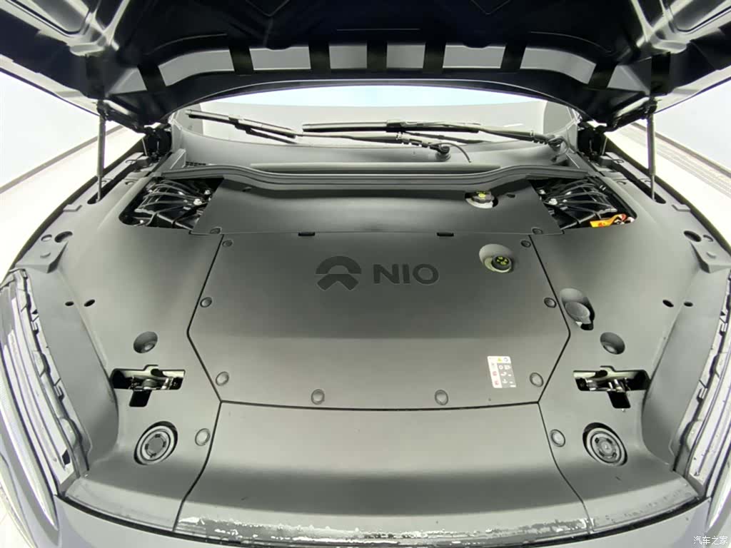 NIO ET5, 2024 12