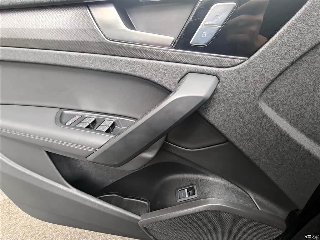 Audi Q5L, 2024 10