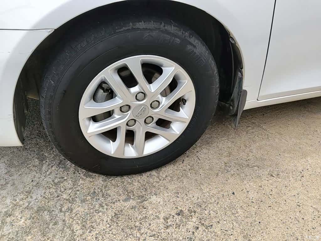 Geely Emgrand, 2017 23