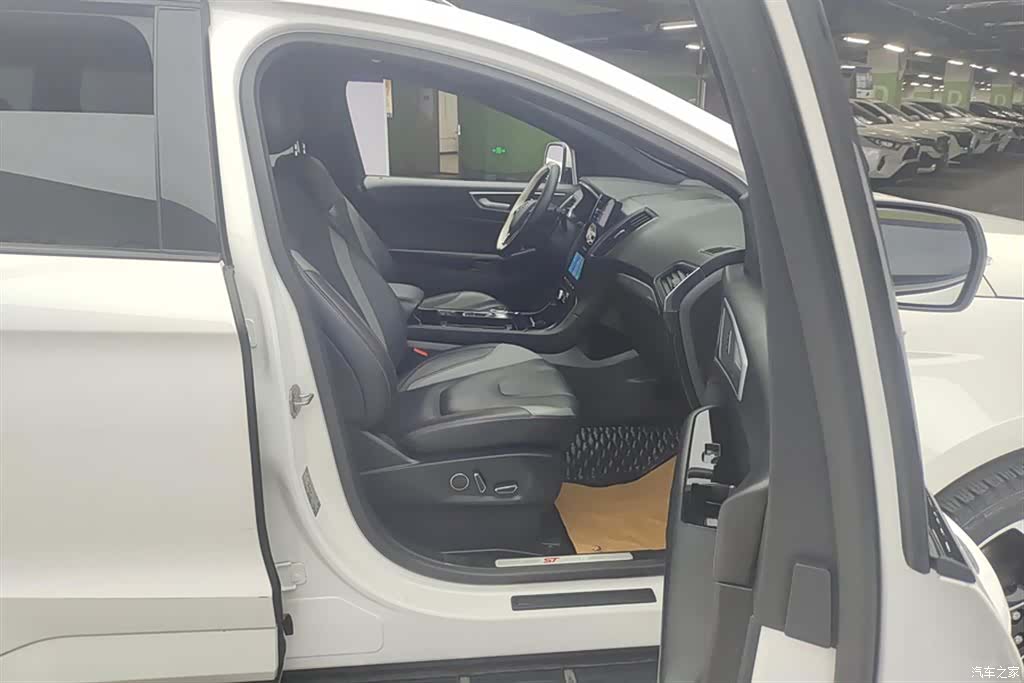 Ford Edge, 2019 8
