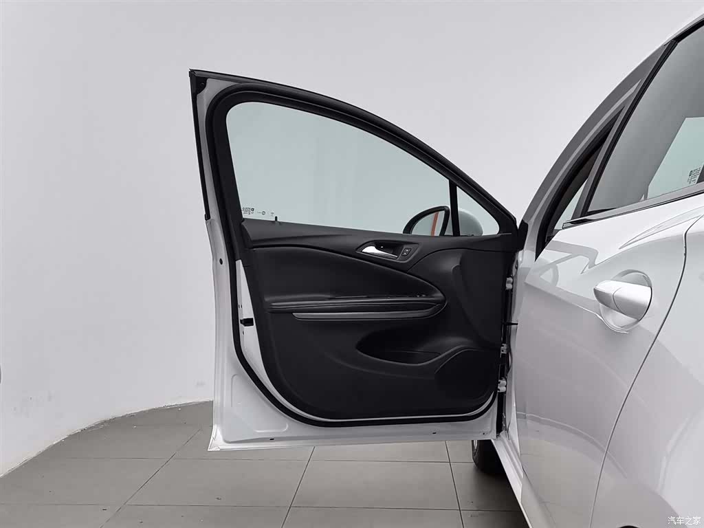 Buick Verano, 2018 8