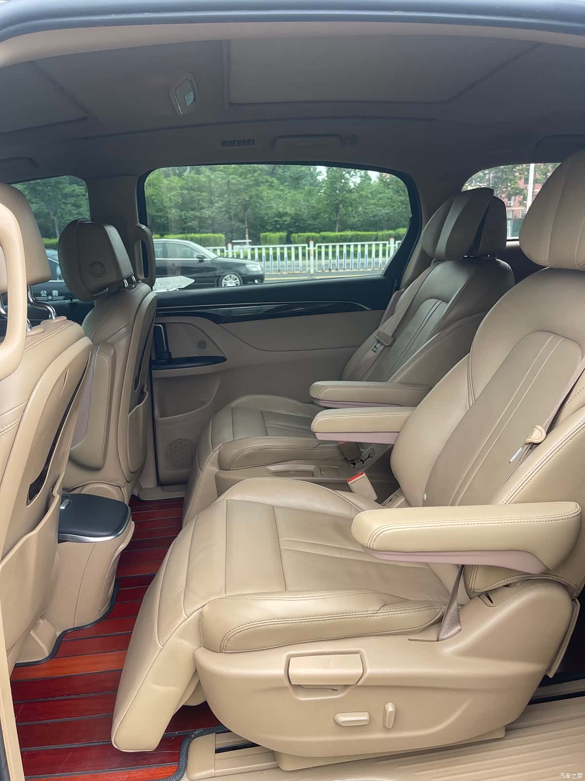 Buick GL8, 2019 8