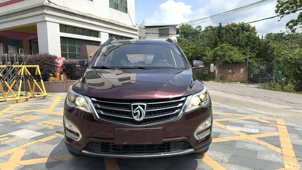 Wuling 560, 2017 18