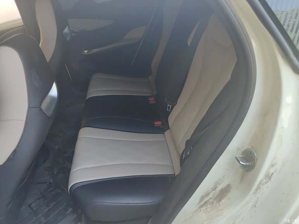 BYD Dolphin, 2025 13