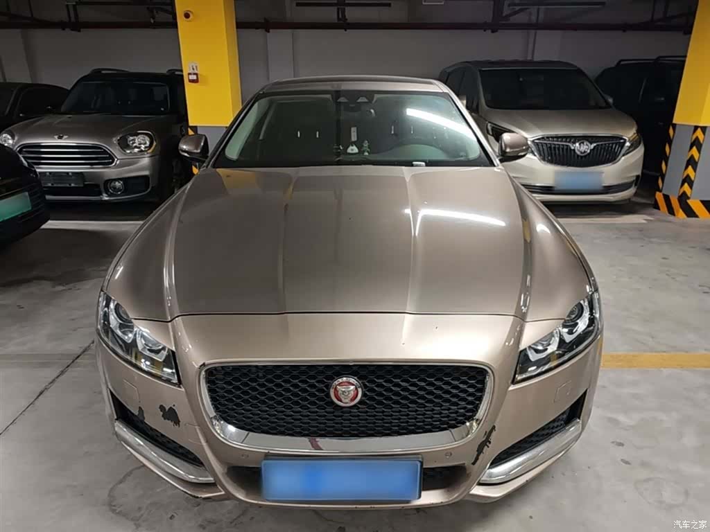 Jaguar XF, 2016 3