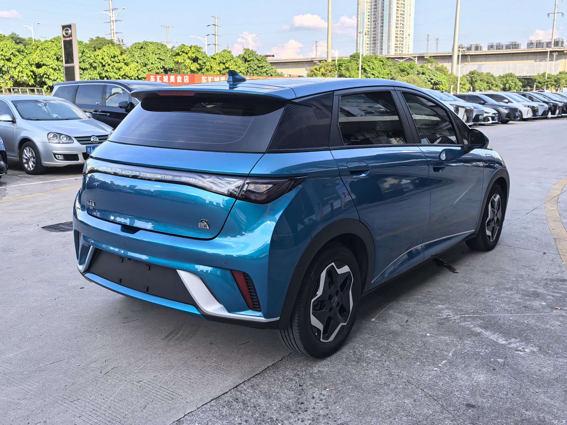 BYD Dolphin, 2022 6