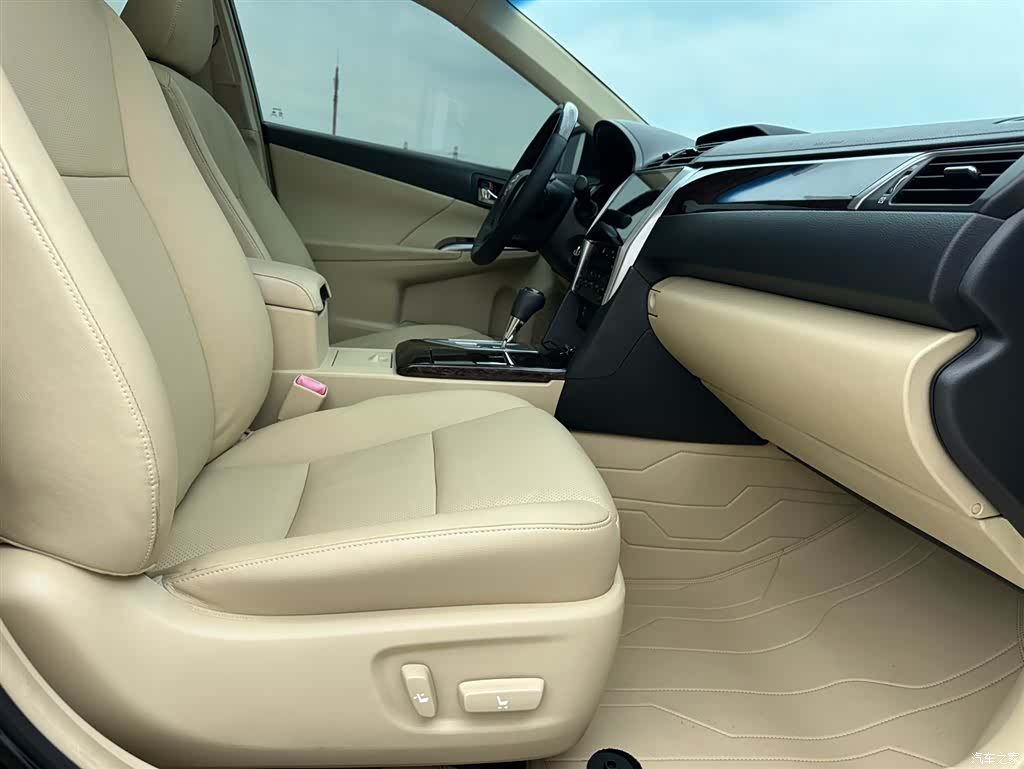 Toyota Camry, 2015 8