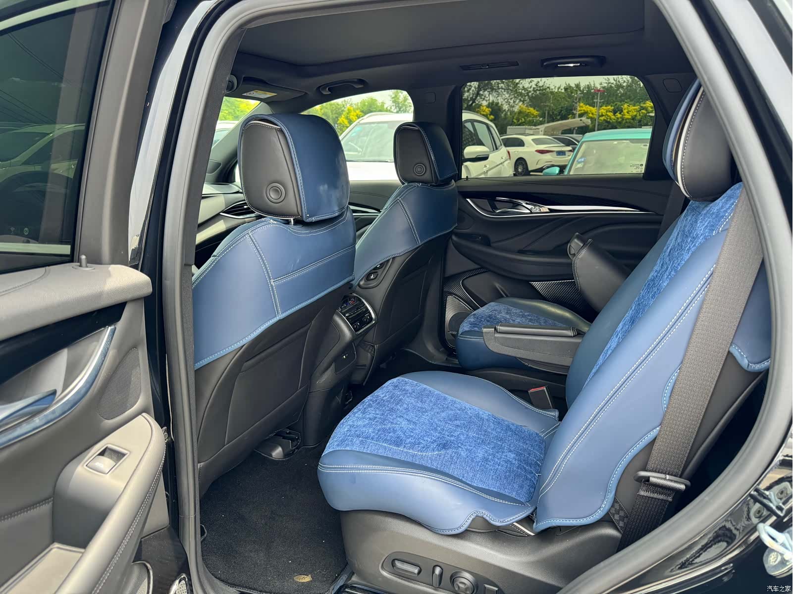 Buick Enclave, 2023 13