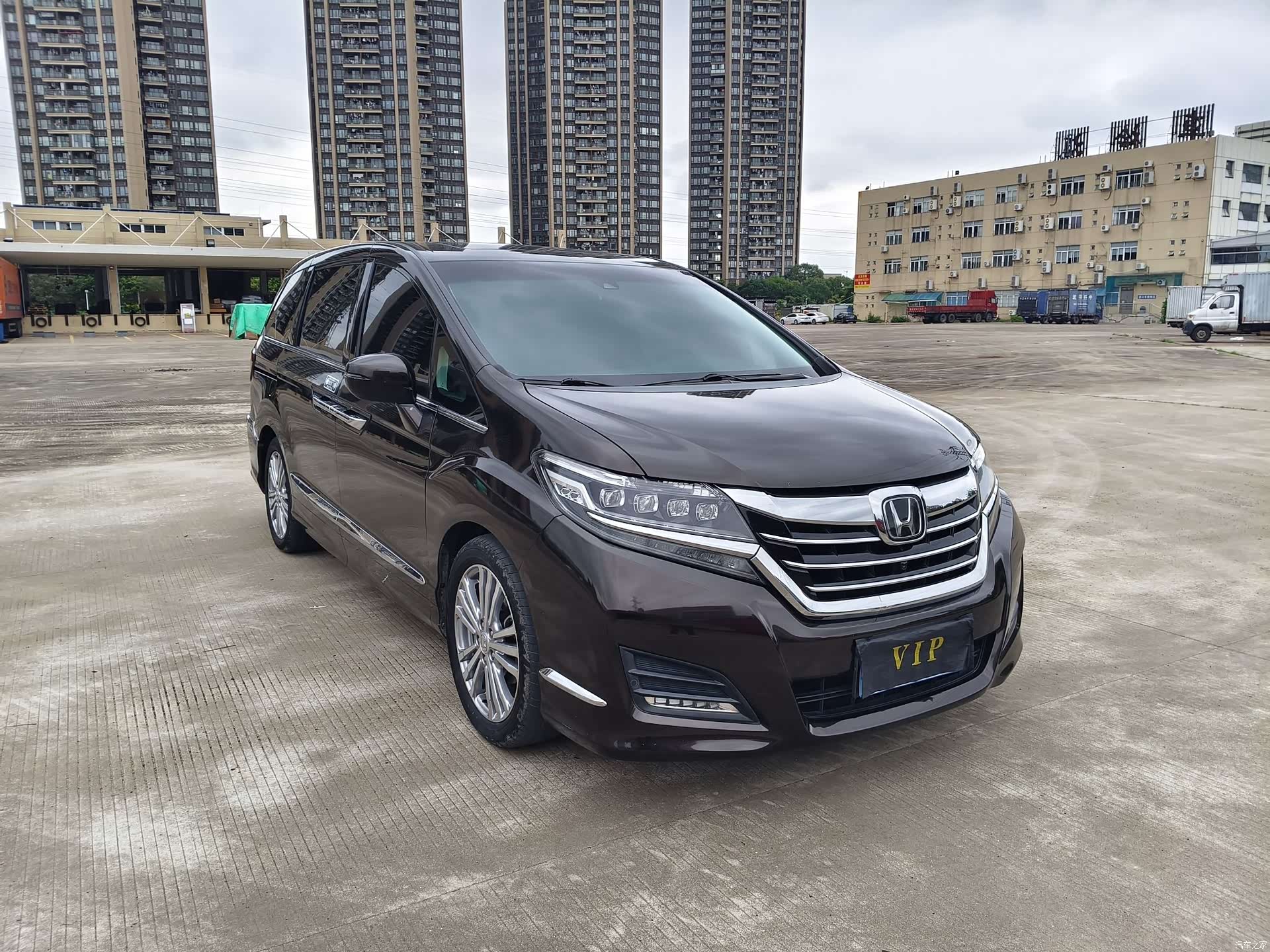 Honda Elysion, 2017 3