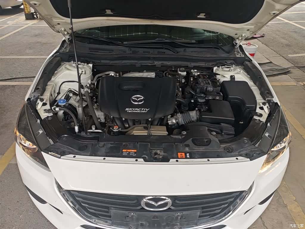 Mazda Mazda3, 2019 20