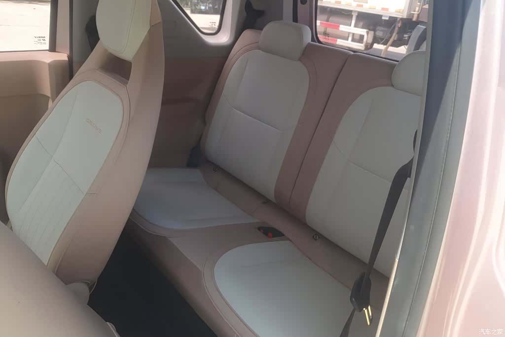 Geely Panda, 2023 11