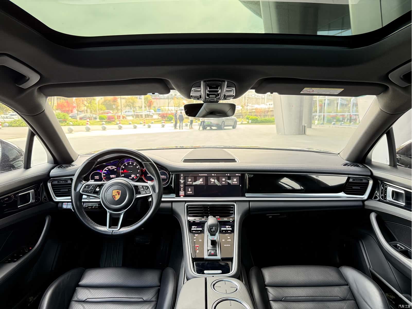 Porsche Panamera, 2018 10