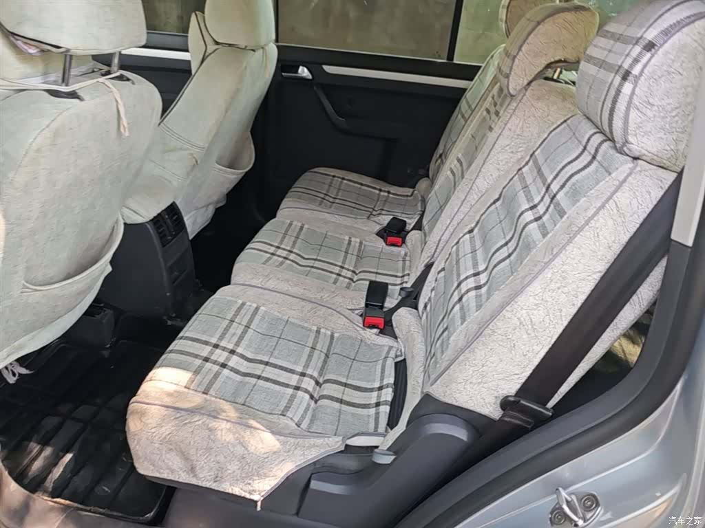 Volkswagen 5, 2014 17