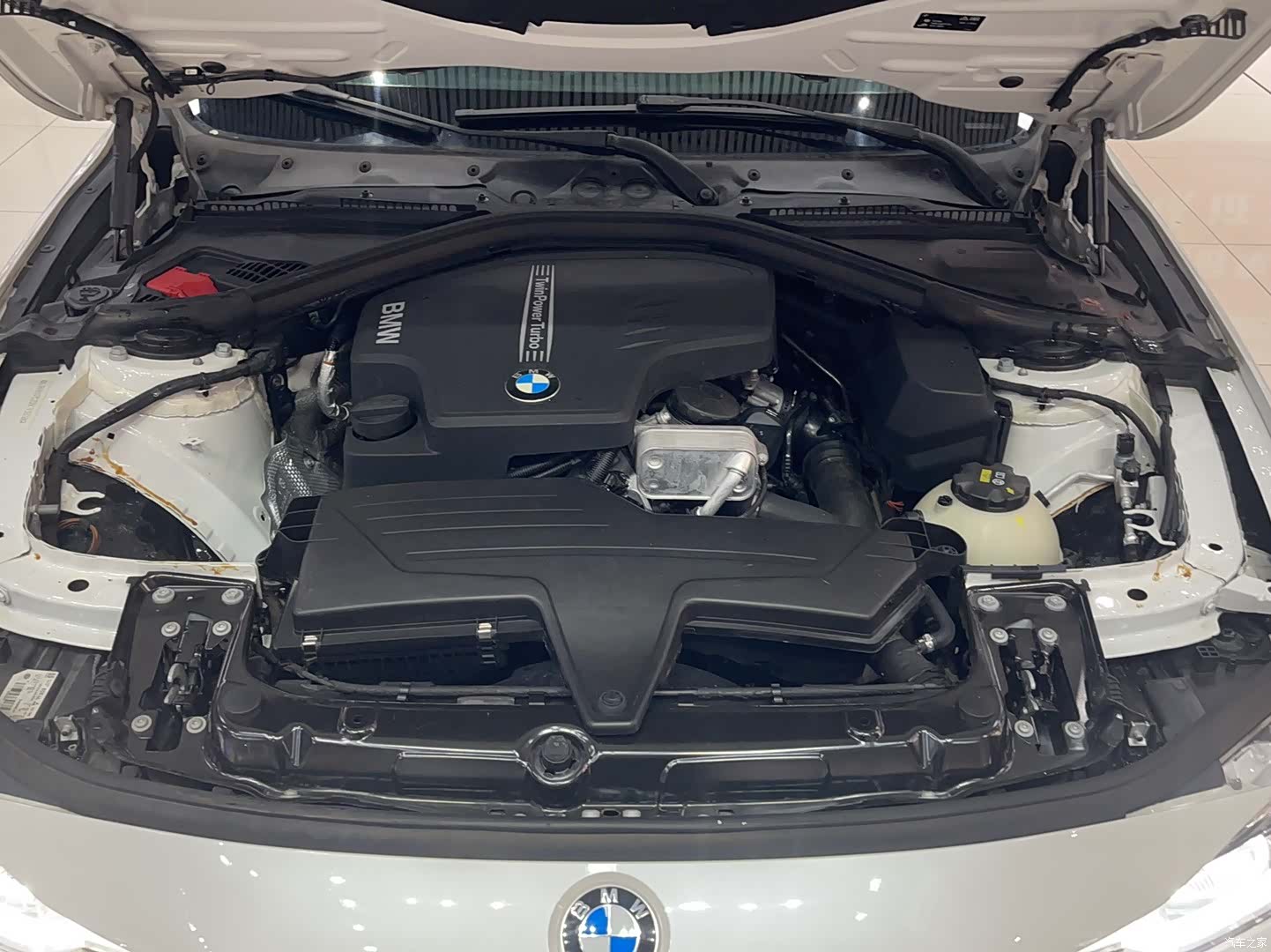 BMW 3 Series, 2016 13