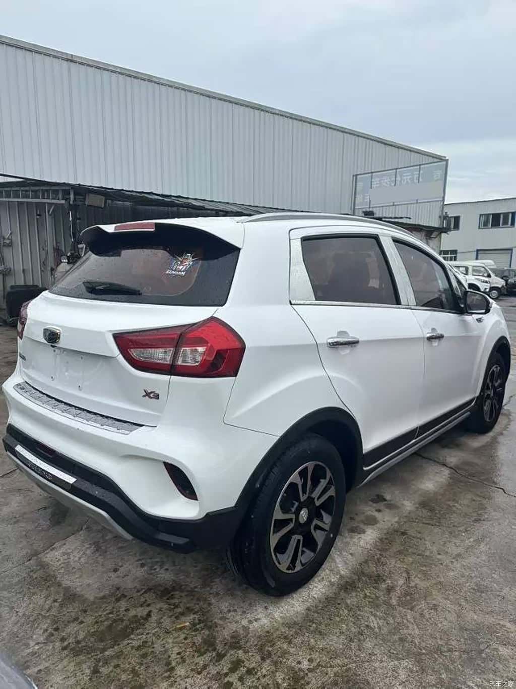 Geely X3, 2017 3