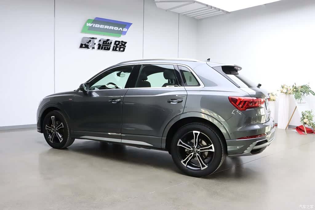 Audi Q3, 2022 6